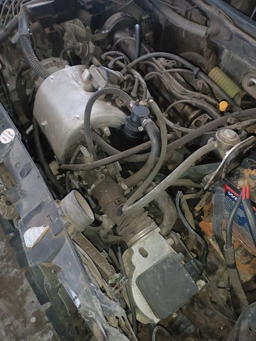 Двигатель Пежо 405 1.9 Бензин Мотор Двигун Peugeot 405 Инжектор