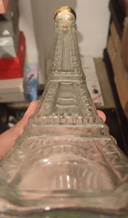 Garrafa de vidro Torre Eiffel