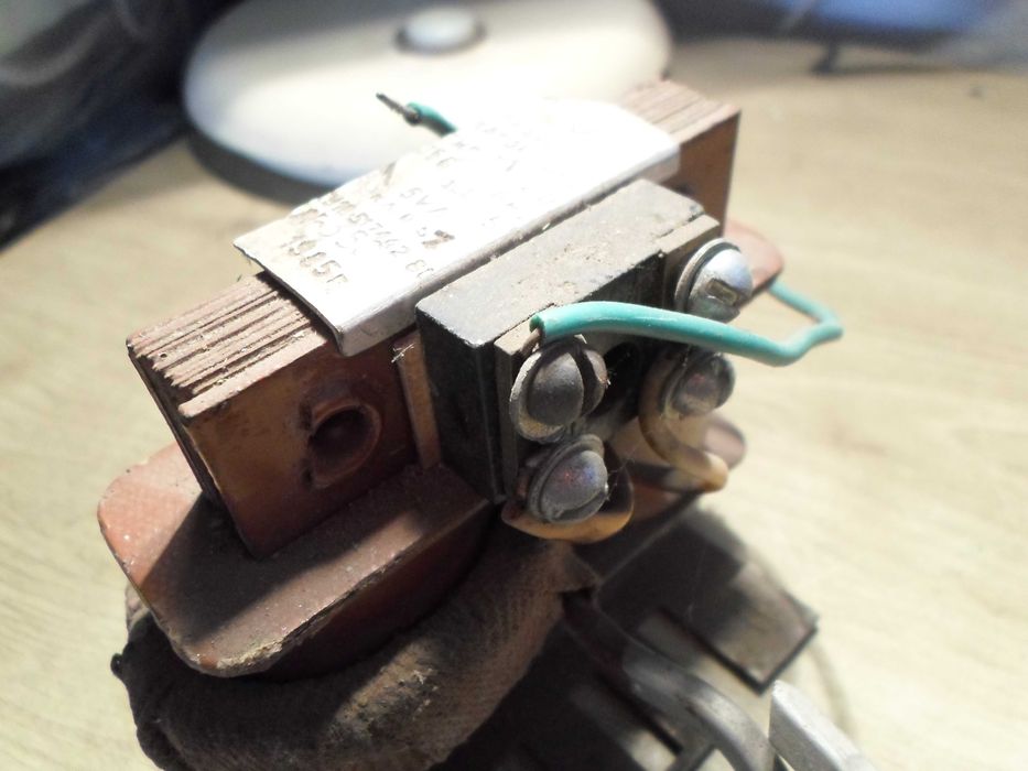 Трансформатор тока ТК 20  100/5