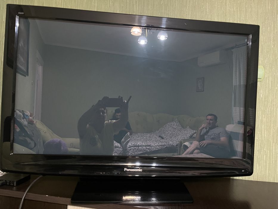 Продам телевізор Panasonik  TX-PR42C2