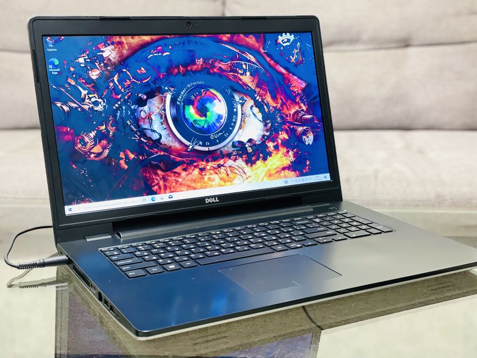 Ноутбук Dell 17/Pentium 3558U/1.7 GHZ/8 ГБ/SSD 128/HD Graphics /1 ГБ