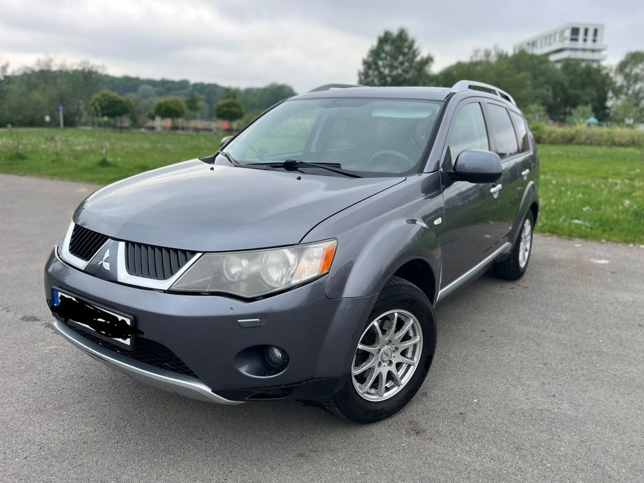 Mitsubishi outlander xl