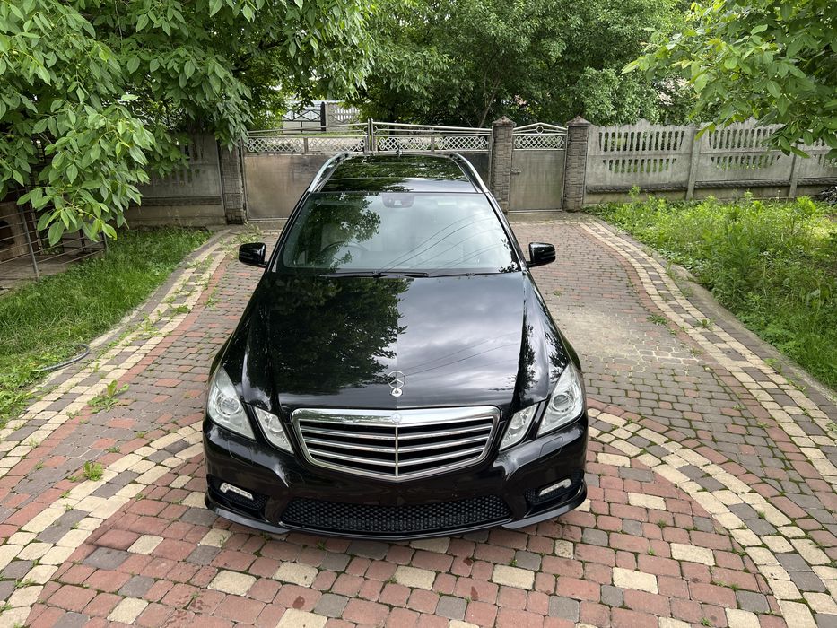 Продам Mercedes Benz E212 AMG праве кермо.