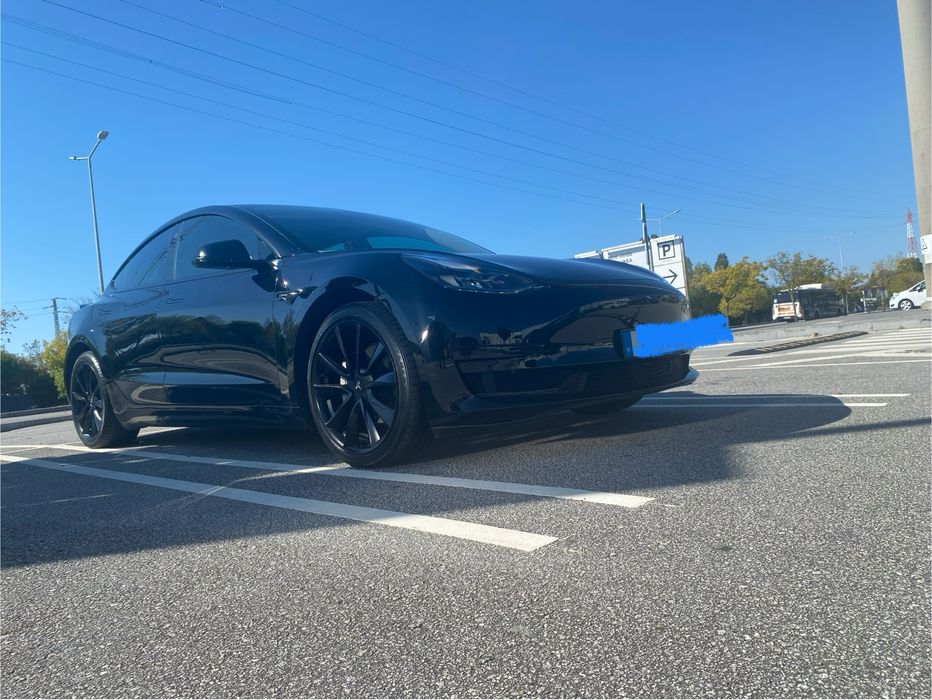 Aluga-se tesla dacia peugeot e renault para tvde procuramos motoristas