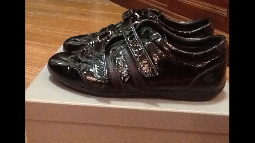 Кроссовки Prada