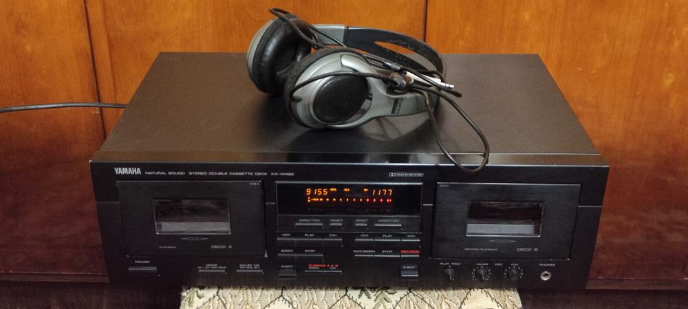 Аудиомагнитофон-дека  Yamaha kx-w492 и наушники FLYPER
