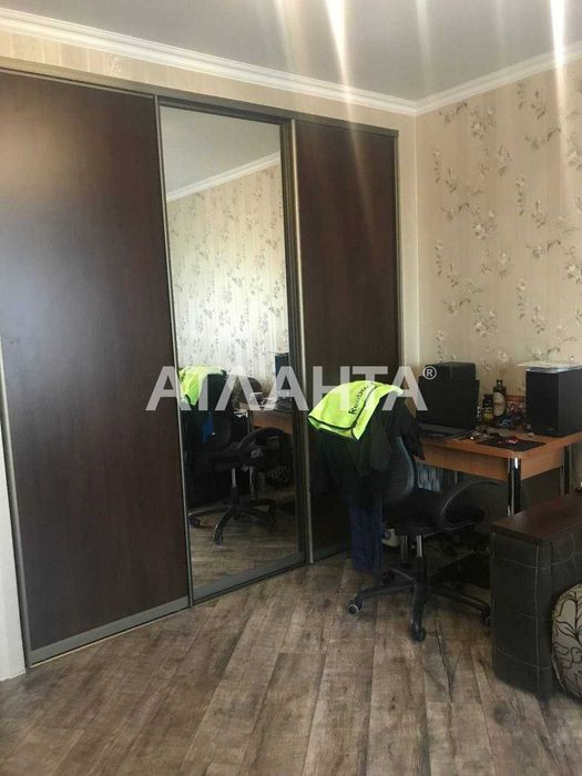 2х комнатная квартира с капитальным ремонтом. Всегда есть свет.
