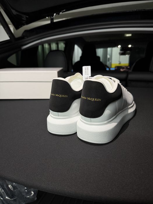 Alexander mcqueen novas