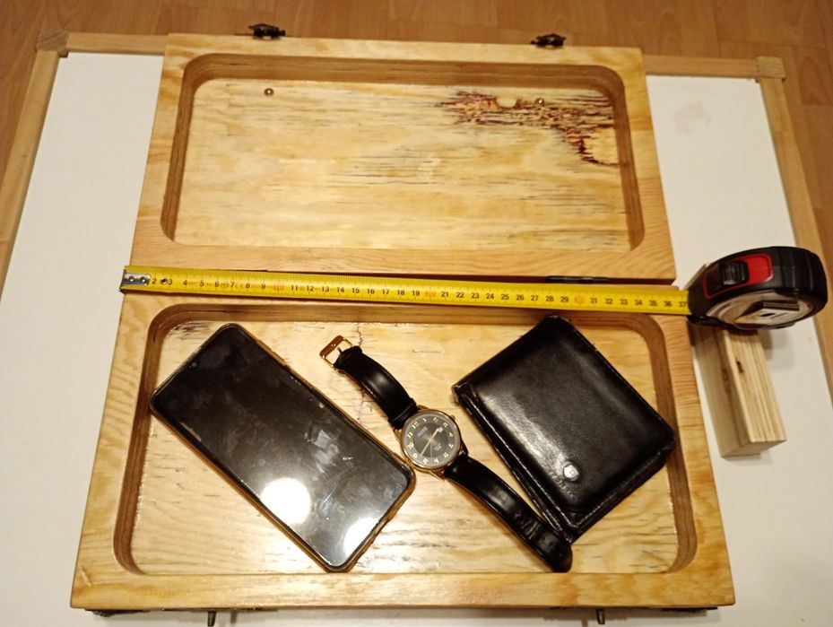 Drewniana skrzynka. Ręcznie zrobiona.