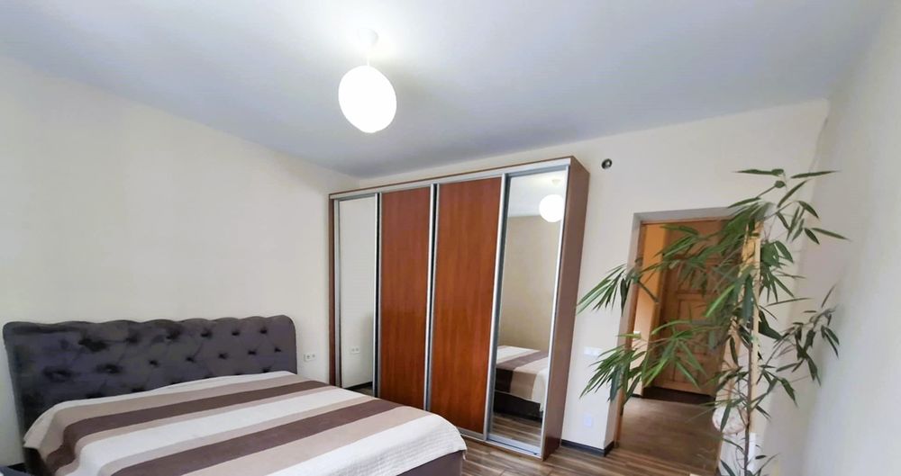 Буча. Сучасний будинок з ремонтом