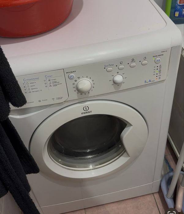 Пральна машина Indesit