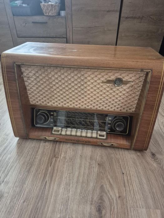 Radio Loewe Opta Apollo Plastik 761W (1955),