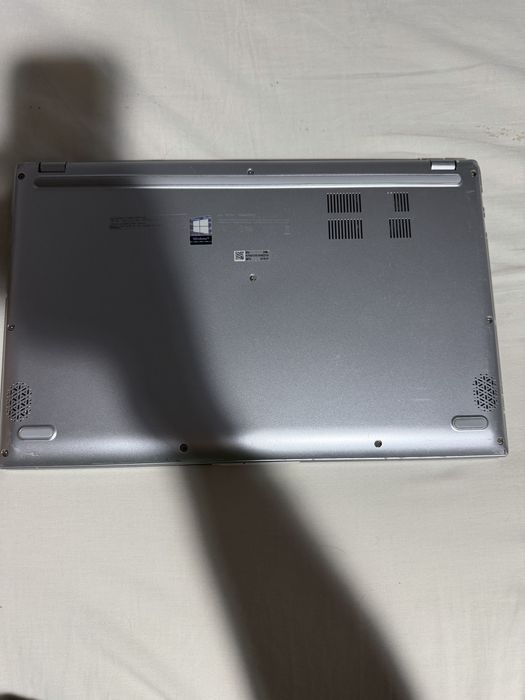Portátil ASUS VivoBook i5 8ª Gen