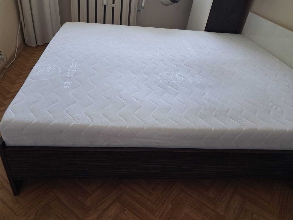 Łóżko małżeńskie 190x165 BLACK RED WHITE seria RINGO materac 2 letni h2/h3 180x160x18
