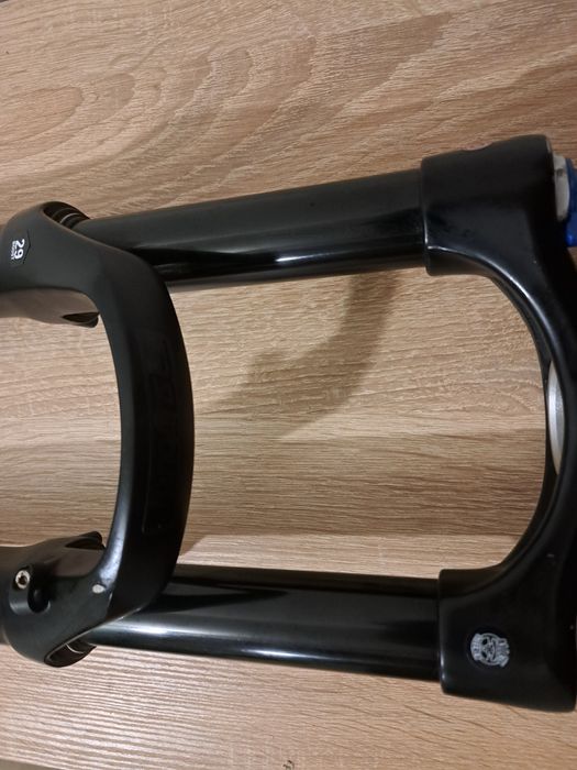 Suntour raidon marzocchi fox rock shox