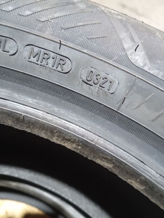 Шини Goodyear EfficientGrip 2 SUV 235/55 R18 100V