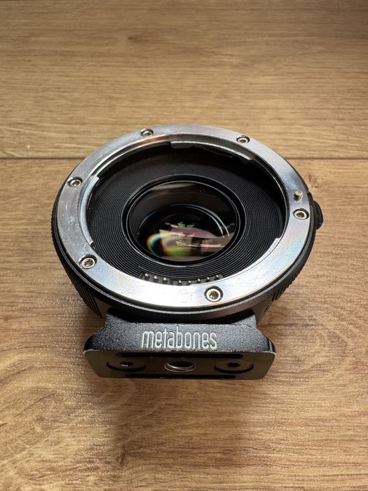 METABONES EF-M43 SPEEDBOOSTER – Para lentes Canon EF em Micro 4/3