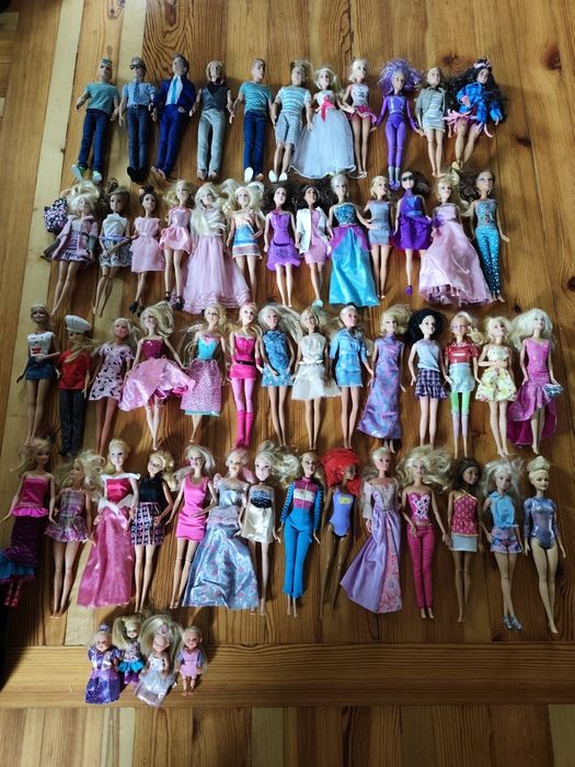 Duży zestaw lalek Barbie