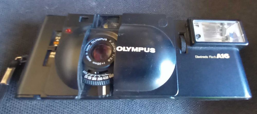Lote 8 Câmaras Fotográficas Vintage Analógicas (Olympus, Minox, Zeiss, FED, Kodak)