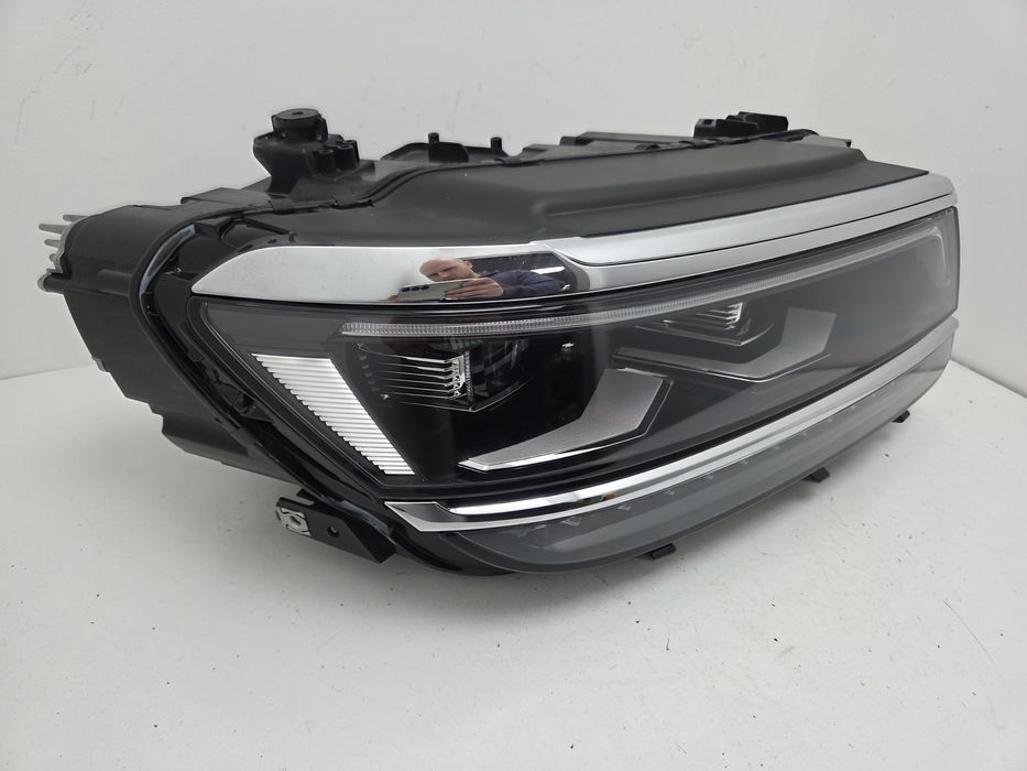 Фара права VW Tiguan 2018-2021 Full Led USA