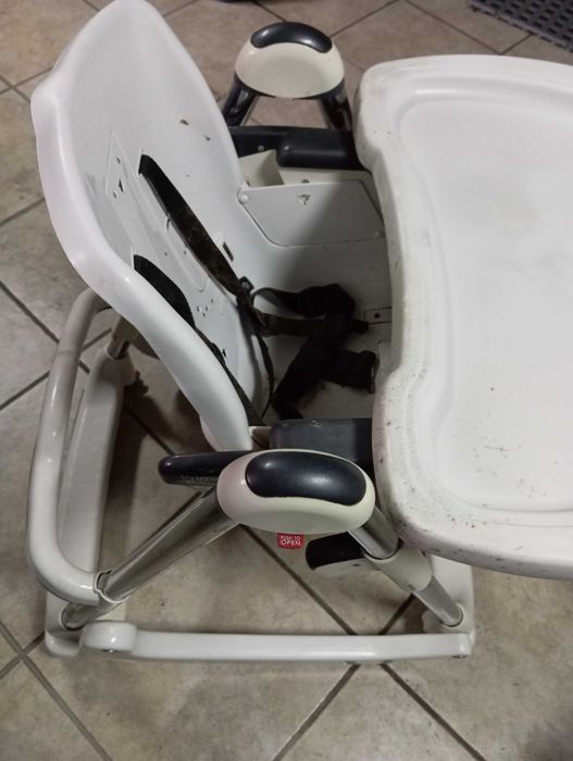 Cadeira para comer criança