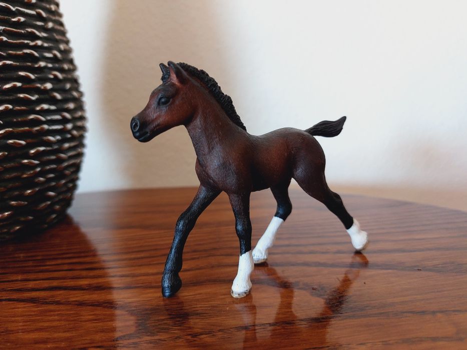 Źrebak arabski schleich
