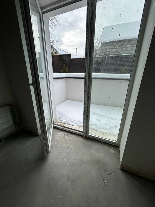 Терміново! Частковий ремонт. 2-к квартира біля парку Мами .