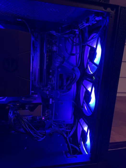 Komputer Gamingowy PC i5-11600/32 GB RAM/RTX5060 OC/MSI Z490/500GB 1TB