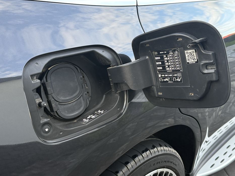 Mercedes-Benz EQC 2020 N293 400 AT (408 к.c.) 80 kWh 4Matic AMG-Line