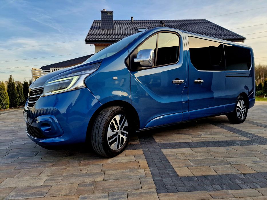 Wynajem busa 9 osobowego wypożyczalnia busów 9 osobowych