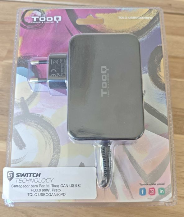 Carregador Rápido GaN TooQ USB-C PD 3.0 90W (Novo / Selado em caixa)
