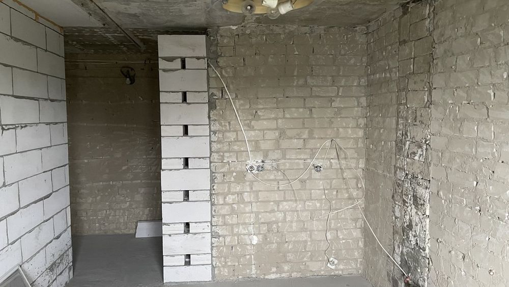 Продам 3-х кімнатну квартиру ринок Нива