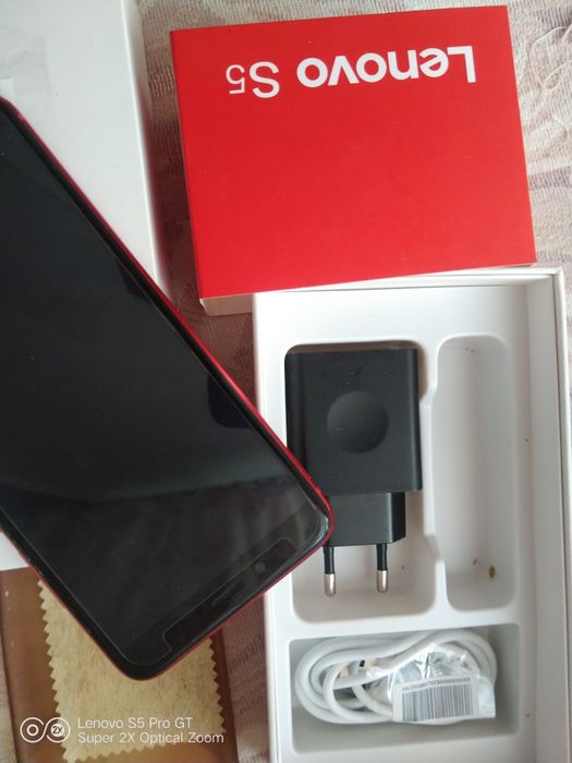 Смартфон Lenovo S5 4/64Gb Red
Смартфон Lenovo S5 4/64Gb Red