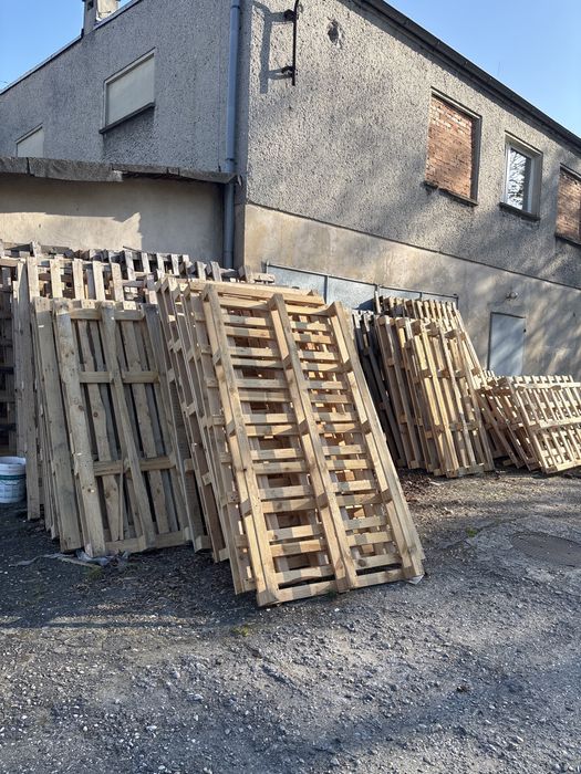 Sprzedam palety na opał lub do uzytku