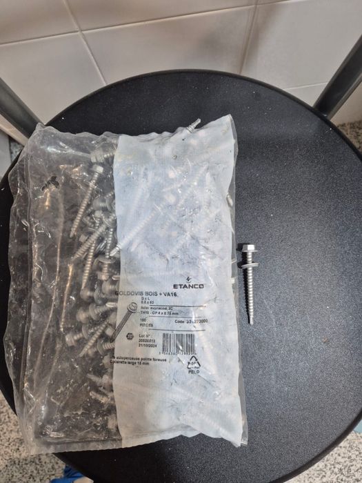 Parafusos autoroscantes