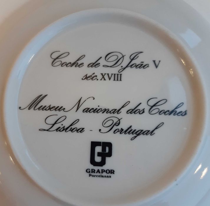 Lindo Pratinho em Porcelana "Coche de D. João V"
