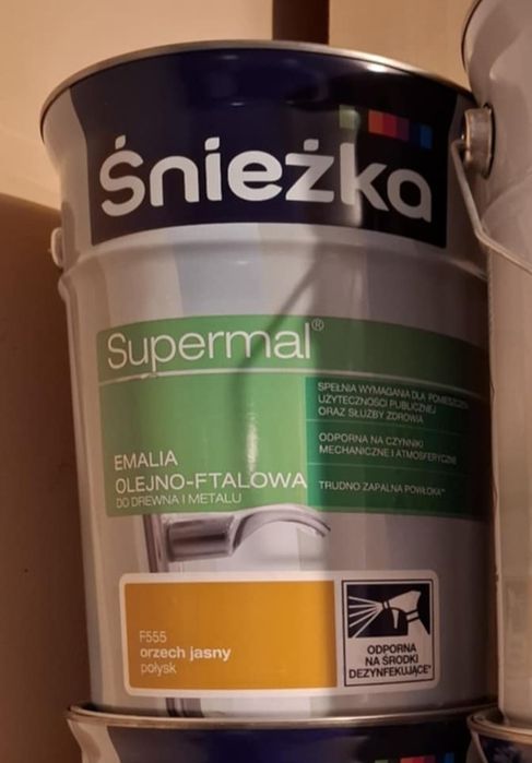 Farba emalia olejno-ftalowa do metalu i drewna Śnieżka Supermal