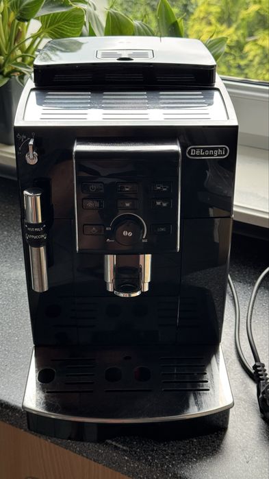 Ekspres do kawy DeLonghi ECAM 23.120.B