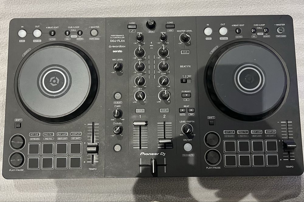 Pionner DDJ-FLX4