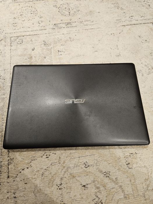 Old Computer439919743536343040