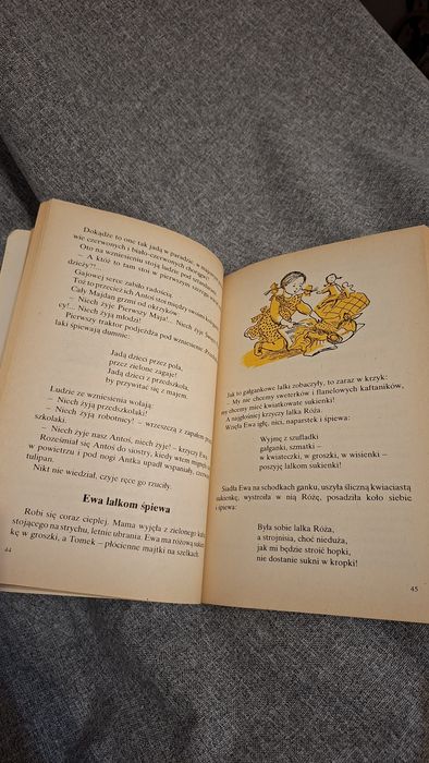 Maria Kownacka - Dzieci z Leszczynowej Górki - Książka Nasza Księgarni