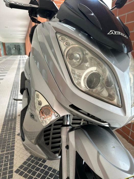 Mota AEON 125cc fiável