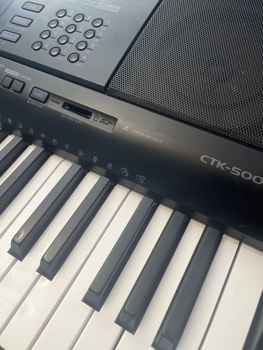 CASIО+ навушники:CTK-330;CTK-560L;CTK-630;CTK-810;CTK-5000  для занять