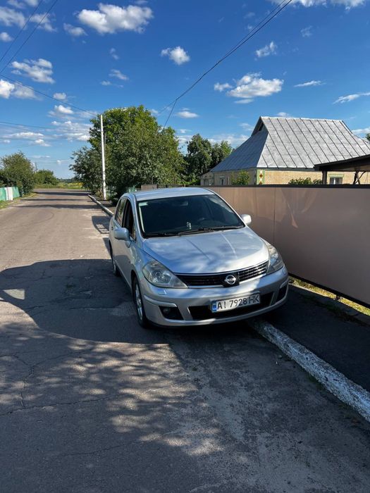 Продам Nissan Tiida