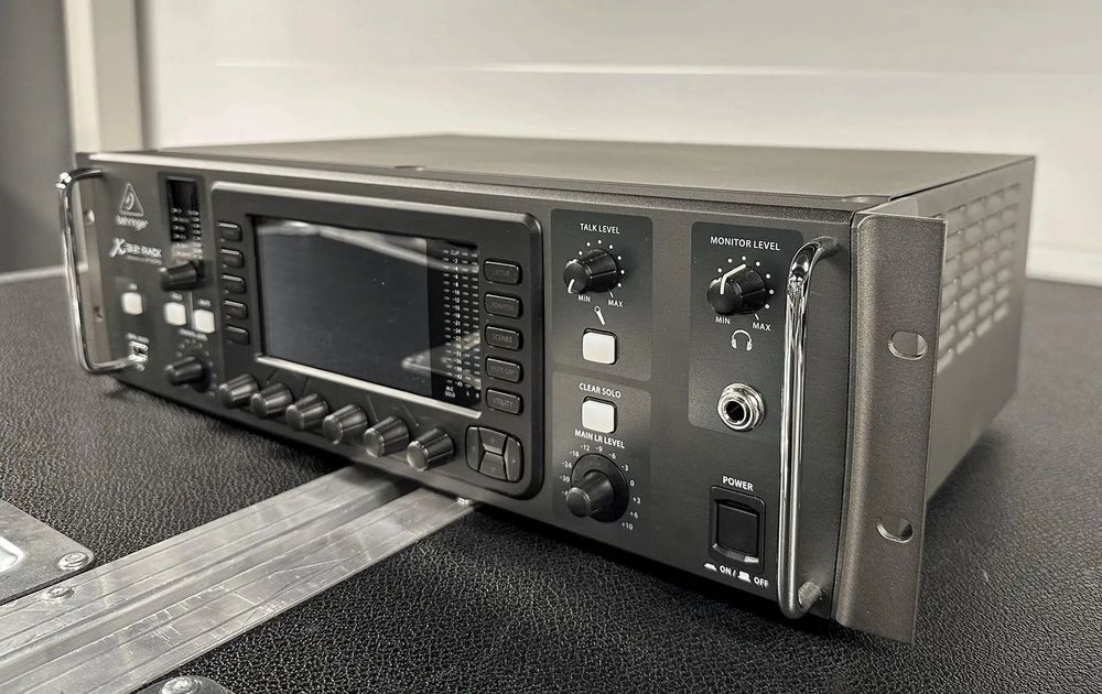 Behringer X32 Rack – Mesa Digital de Som