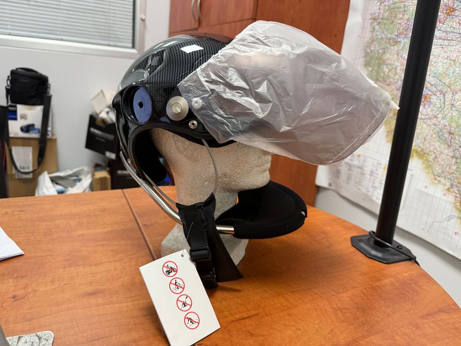 Kask paralotniowy motolotniowy Icaro Rollbar L czarny ze szczęką szybą