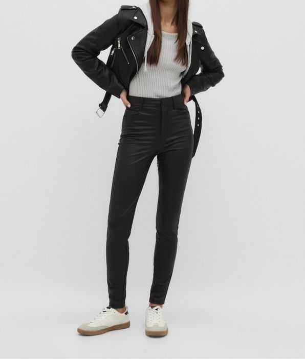 Штани з екошкіри Stradivarius