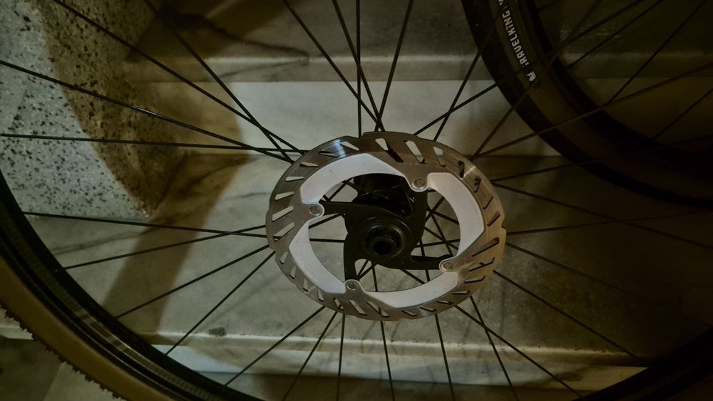 Rodas Zipp 101 XPLR Carbon NOVAS
Zipp’s 101 XPLR