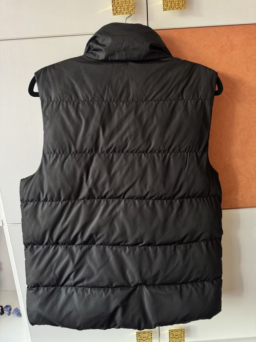 Безрукавка жилетка