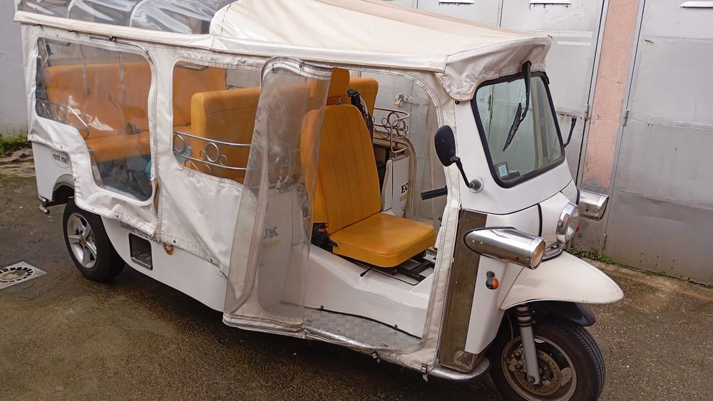 Tuk Tuk 6+1 Lugares como novo